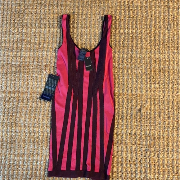 * NEW* Bebe Mini Body Con Dress - Picture 1 of 2